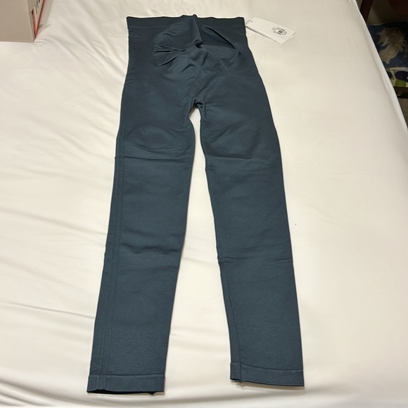 Blanqi Everyday Maternity Support Leggings - Picture 4 of 4